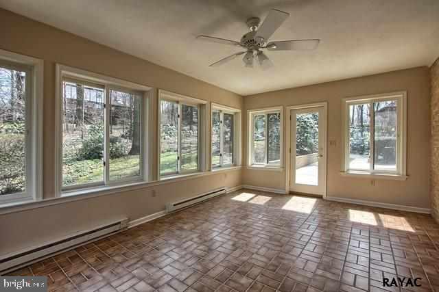 3490 Harrowgate Road York, PA 17402 - Photo 11 of 26 Gallery Image 11