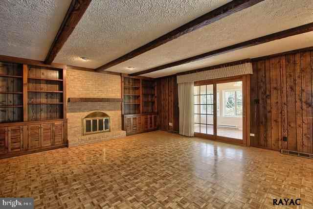 3490 Harrowgate Road York, PA 17402 - Photo 9 of 26 Gallery Image 9