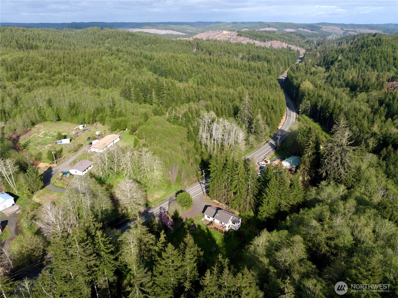 219 Ocean Beach Road Hoquiam, WA 98550 - Photo 11 of 34 Gallery Image 11