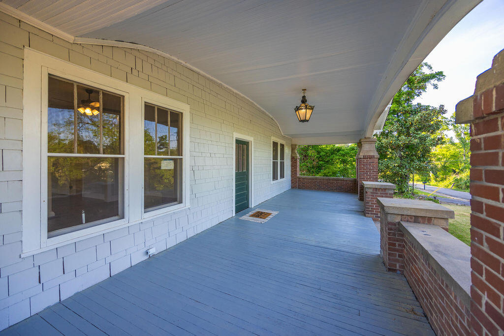 313 Lynch Street Edgefield, SC 29824 - Photo 2 of 48