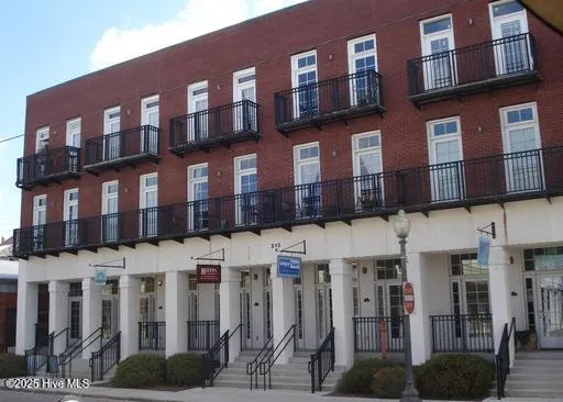 $1,600 | 215 South Water Street, Unit 202, Wilmington, NC 28401