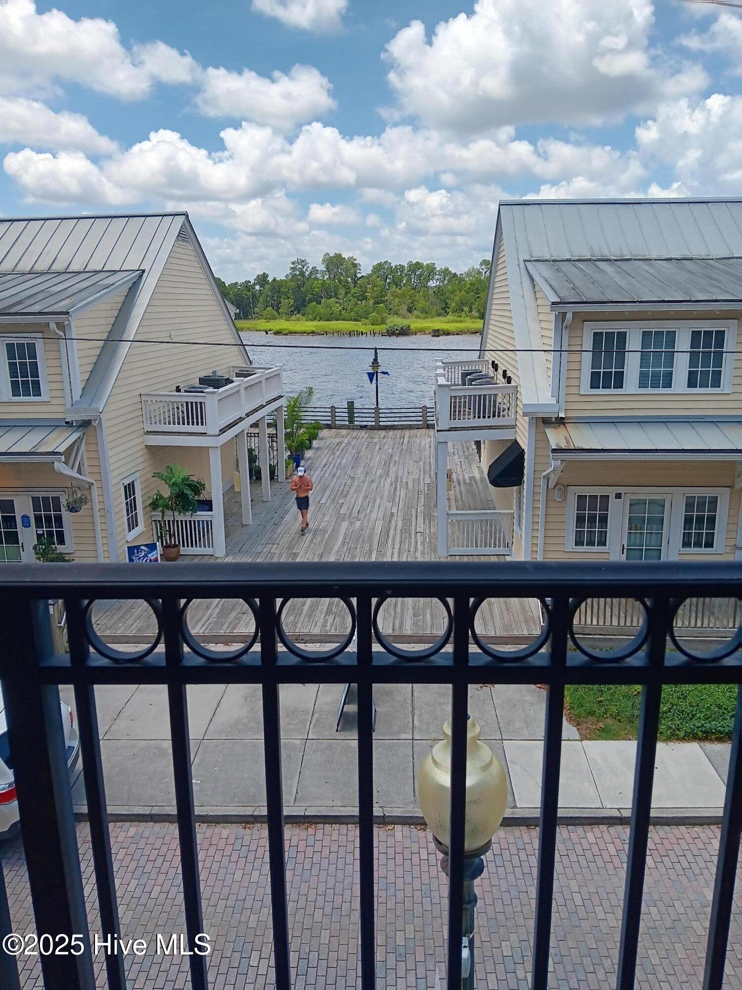 215 South Water Street, Unit 202 Wilmington, NC 28401 - Photo 2 of 6 CW pics6