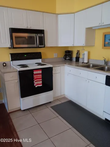 $1,600 | 215 South Water Street, Unit 202, Wilmington, NC 28401