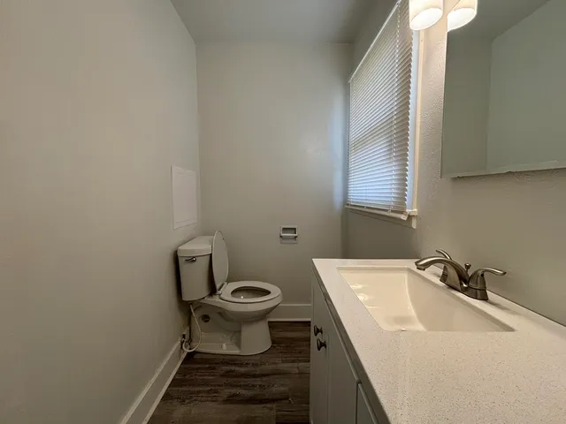 $1,200 | 1303 46th Street, Lubbock, TX 79412