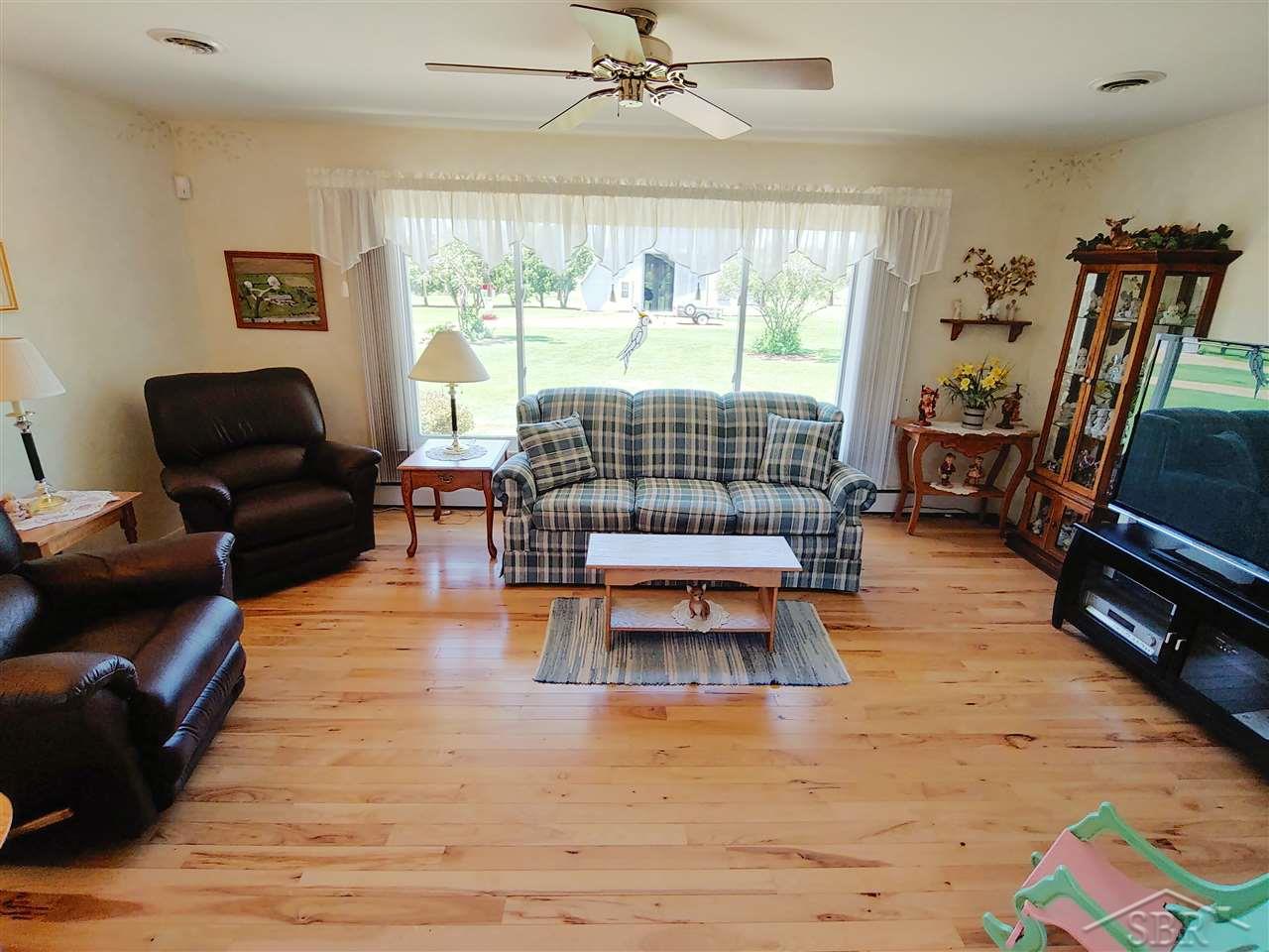 2635 Lone Road Freeland, MI 48623 - Photo 11 of 67 50014389-10.JPG