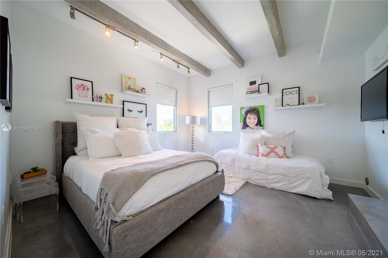 101 Southwest 21st Road Miami, FL 33129 - Photo 16 of 60