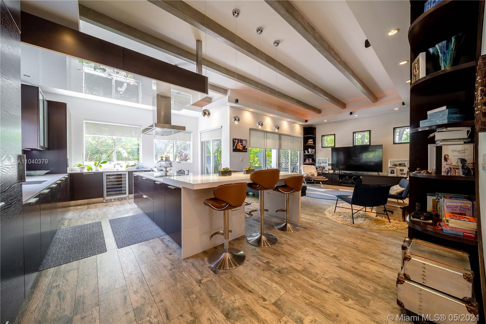 101 Southwest 21st Road Miami, FL 33129 - Photo 21 of 60