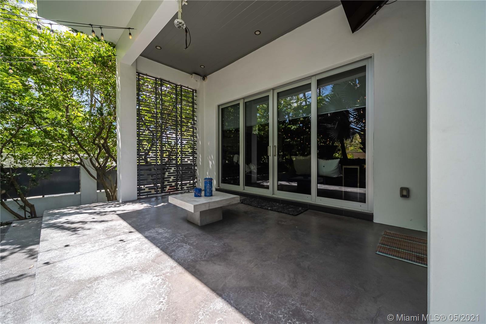 101 Southwest 21st Road Miami, FL 33129 - Photo 24 of 60