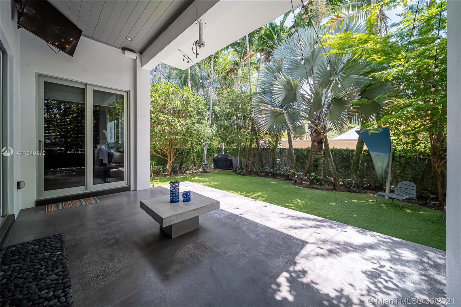 101 Southwest 21st Road Miami, FL 33129 - Photo 25 of 60