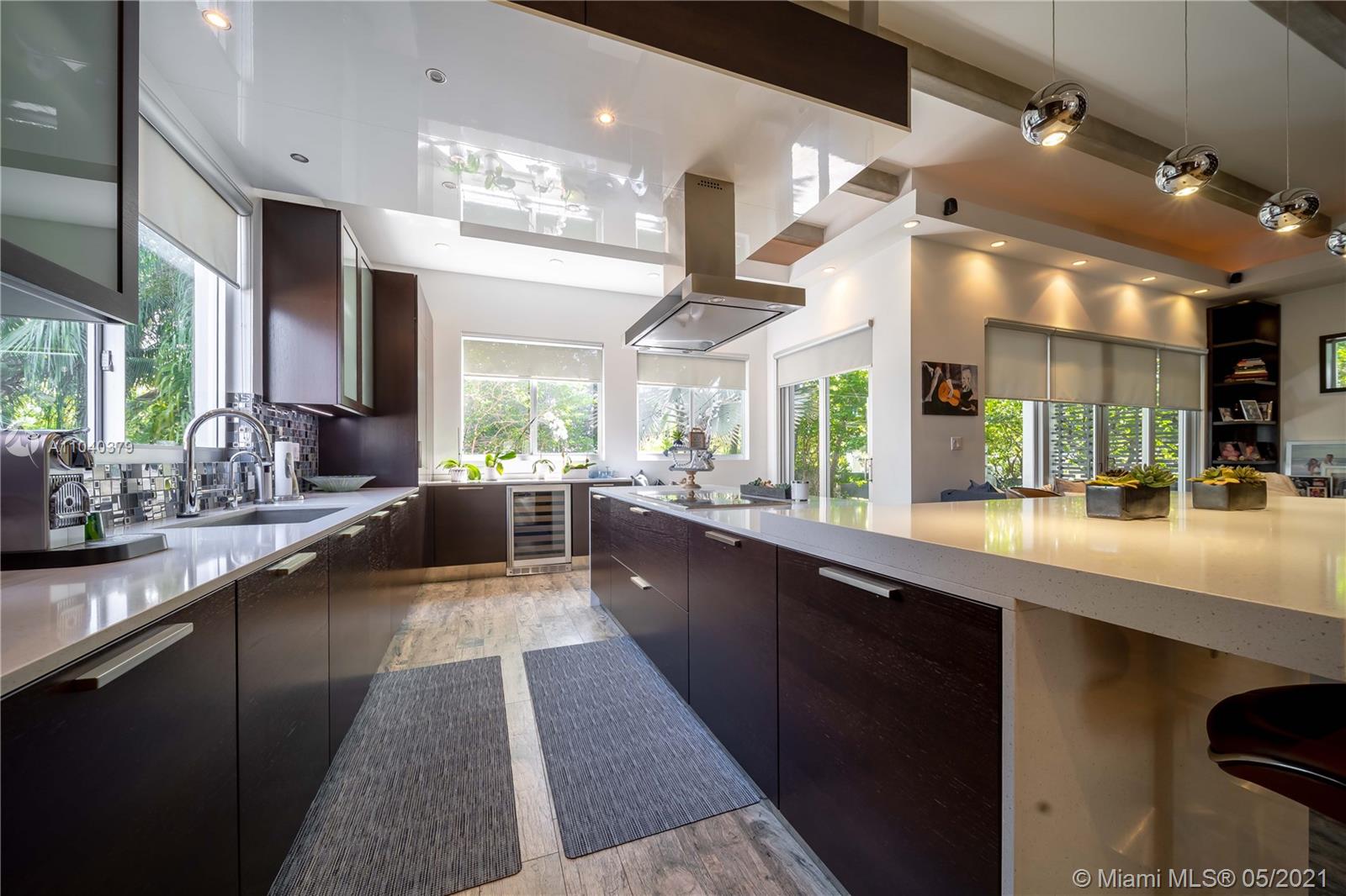 101 Southwest 21st Road Miami, FL 33129 - Photo 4 of 60