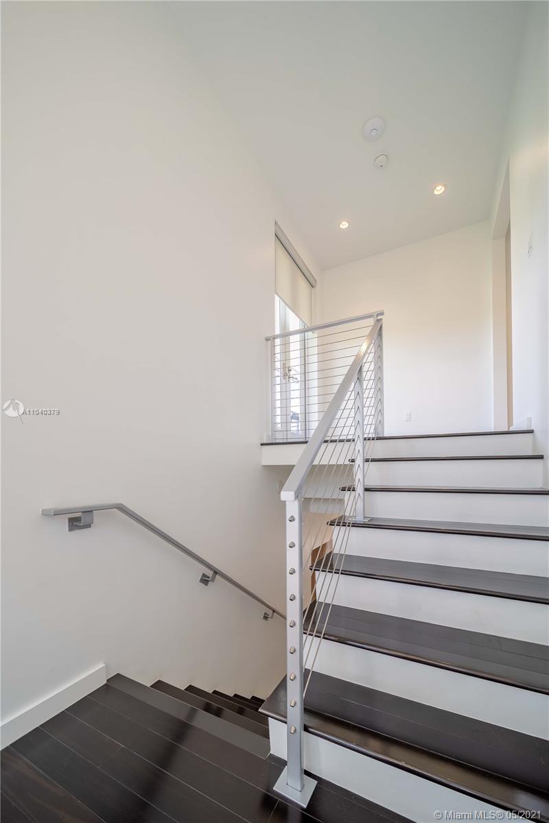 101 Southwest 21st Road Miami, FL 33129 - Photo 45 of 60