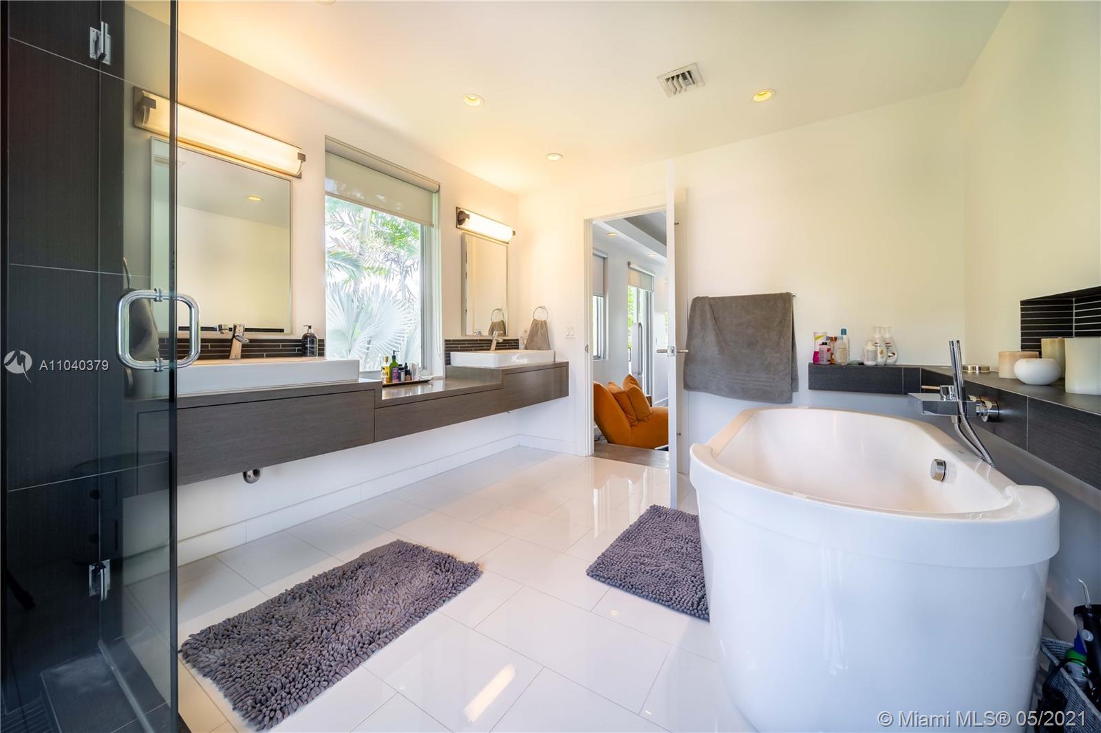 101 Southwest 21st Road Miami, FL 33129 - Photo 51 of 60