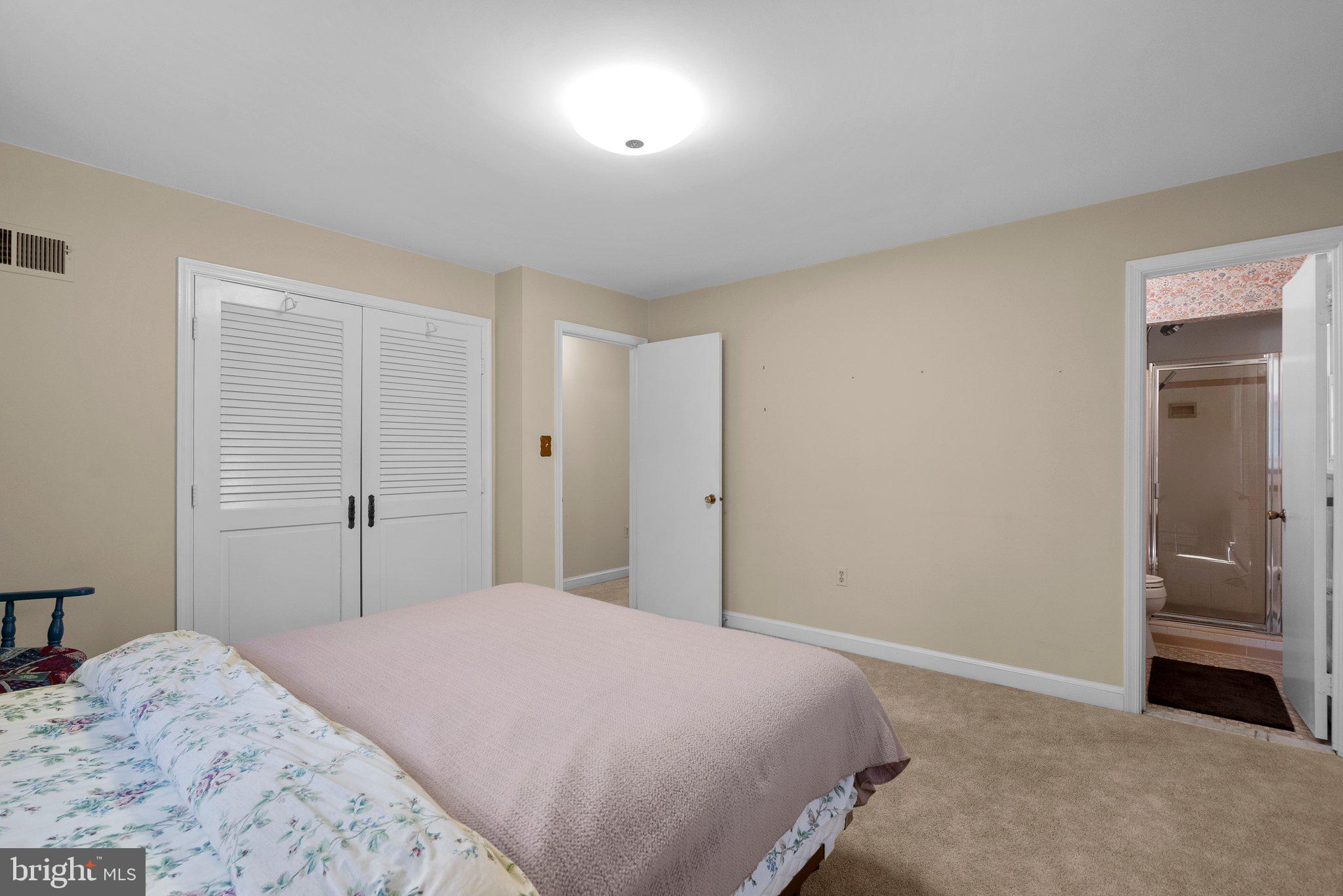 14704 Harold Road Silver Spring, MD 20905 - Photo 20 of 43 Primary Bedroom