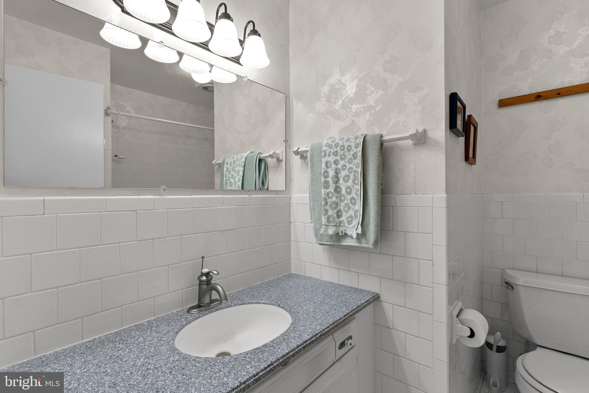 14704 Harold Road Silver Spring, MD 20905 - Photo 25 of 43 Full Bathroom in Hallway