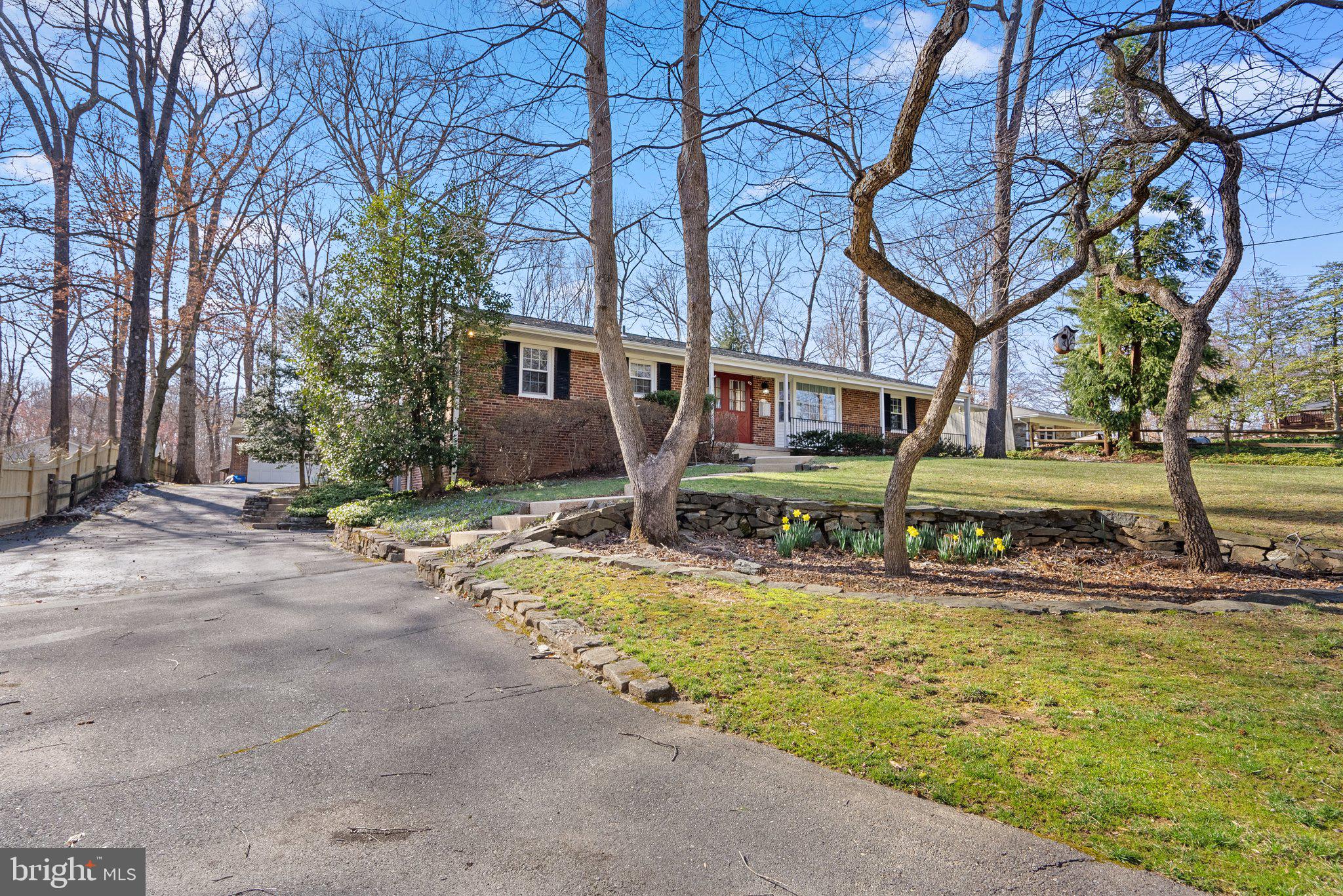 14704 Harold Road Silver Spring, MD 20905 - Photo 4 of 43 Long Driveway with Ample Parking