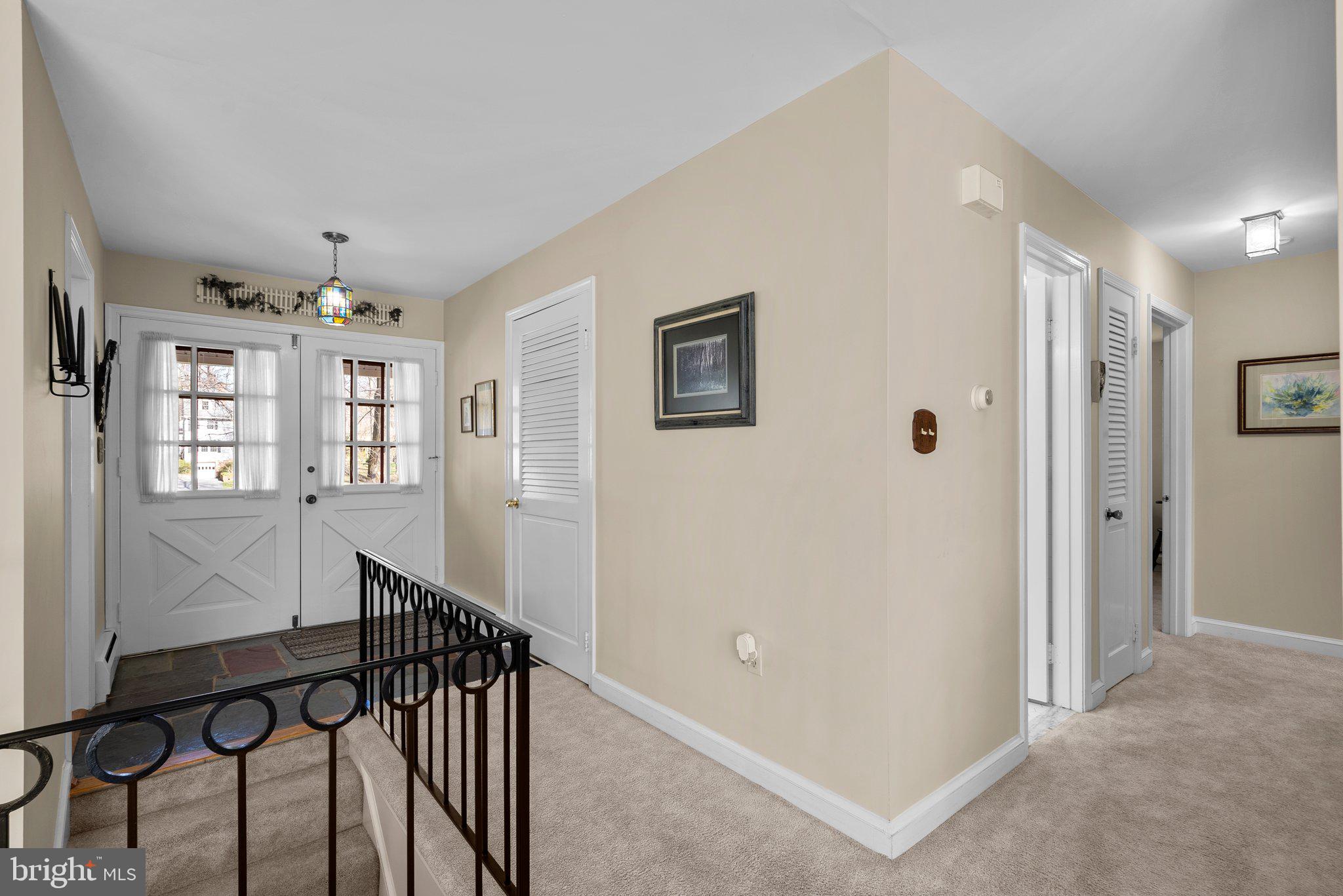 14704 Harold Road Silver Spring, MD 20905 - Photo 5 of 43 Foyer