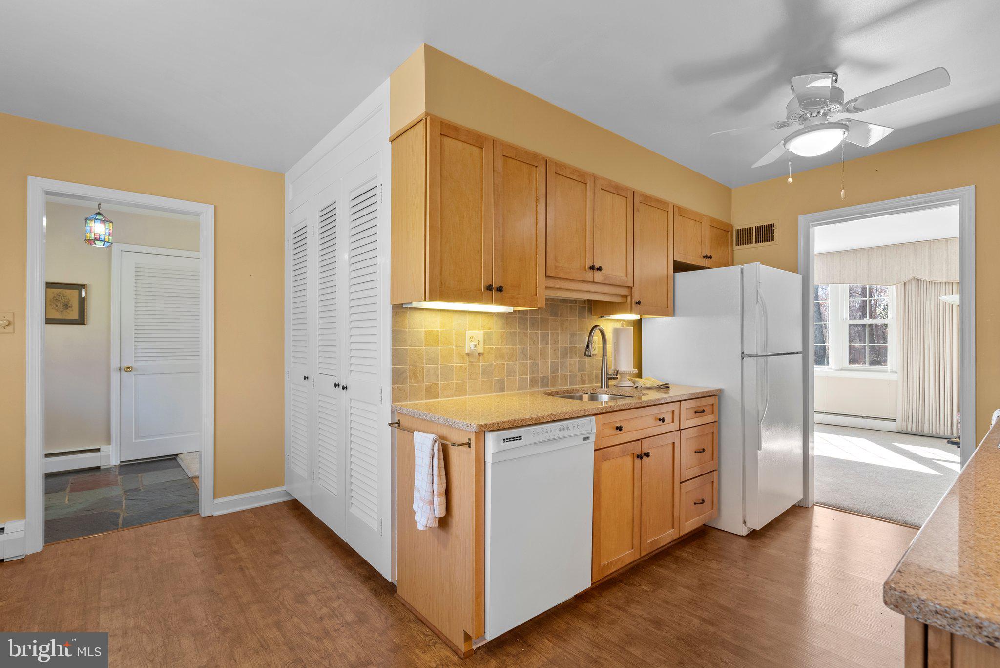 14704 Harold Road Silver Spring, MD 20905 - Photo 9 of 43 Kitchen