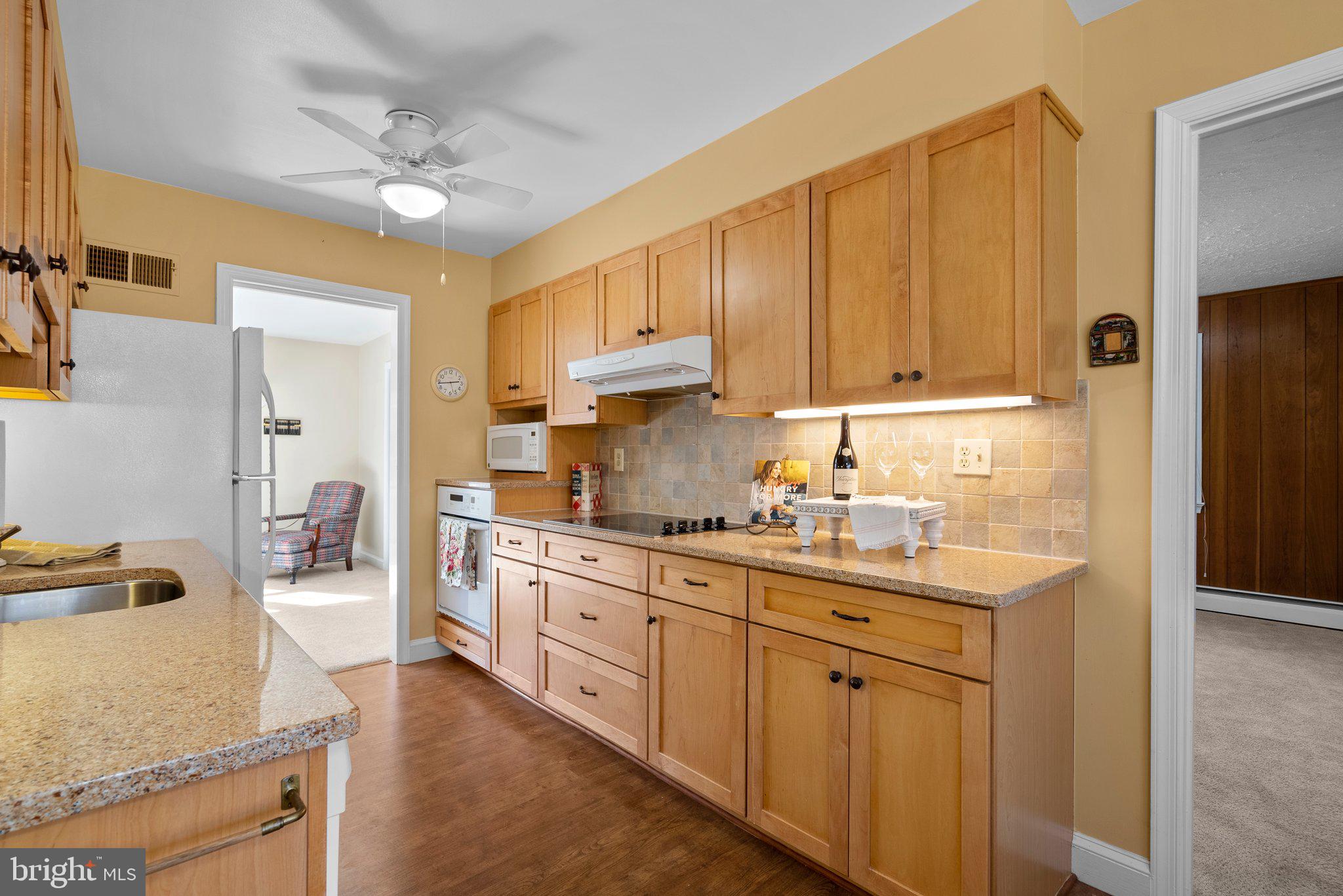 14704 Harold Road Silver Spring, MD 20905 - Photo 10 of 43 Kitchen