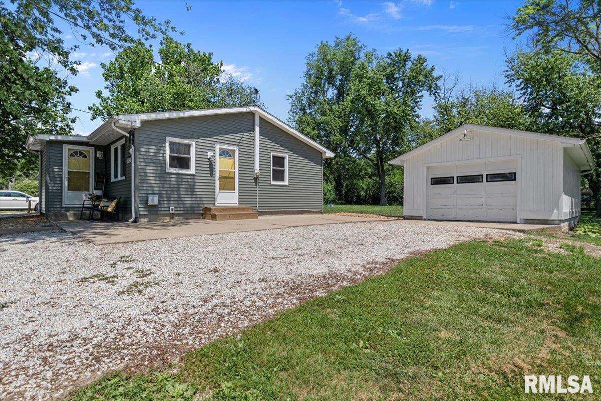 3435 Ferris Drive Decatur, IL 62521 - Photo 2 of 32 Gallery Image 2