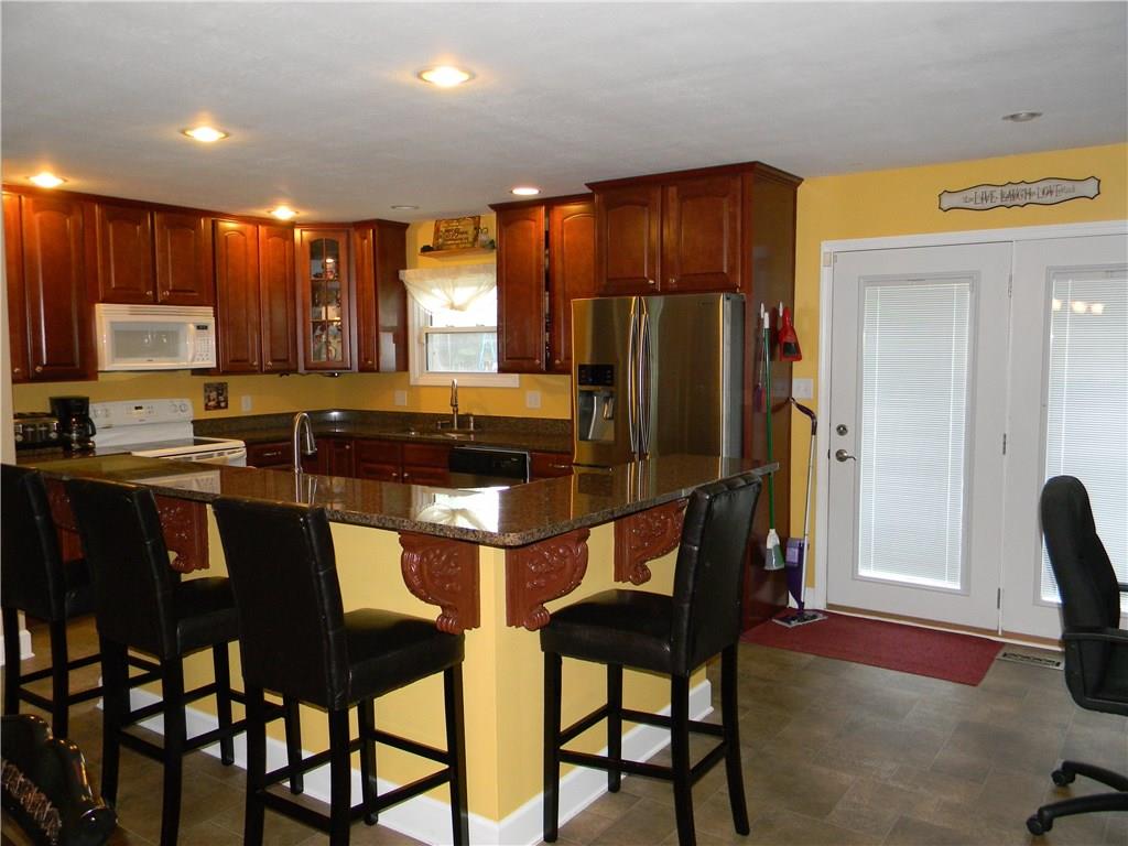 557 Covered Bridge Road Greenwood, IN 46142 - Photo 12 of 16 Gallery Image 12