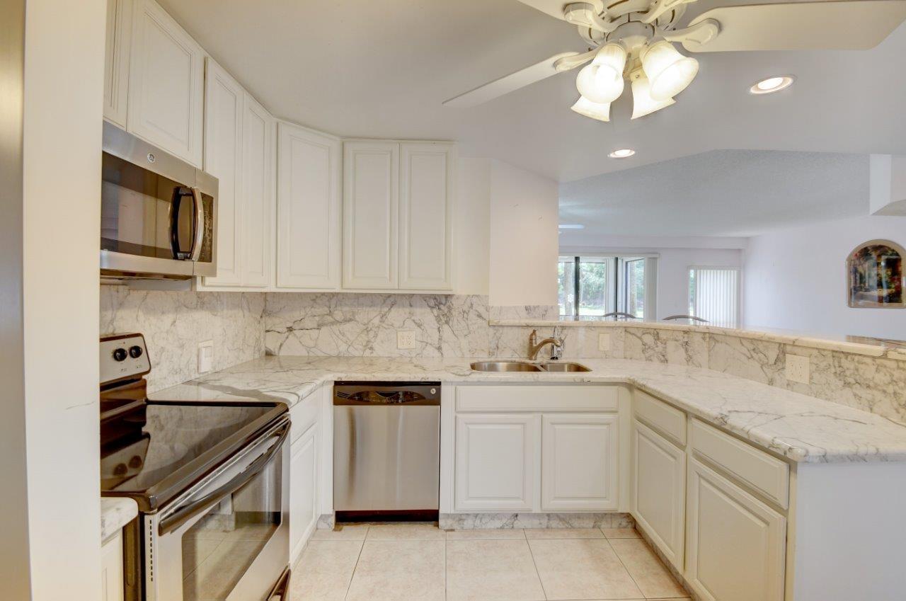 7906 Granada Place, Unit 1203 Boca Raton, FL 33433 - Photo 12 of 38 Kitchen