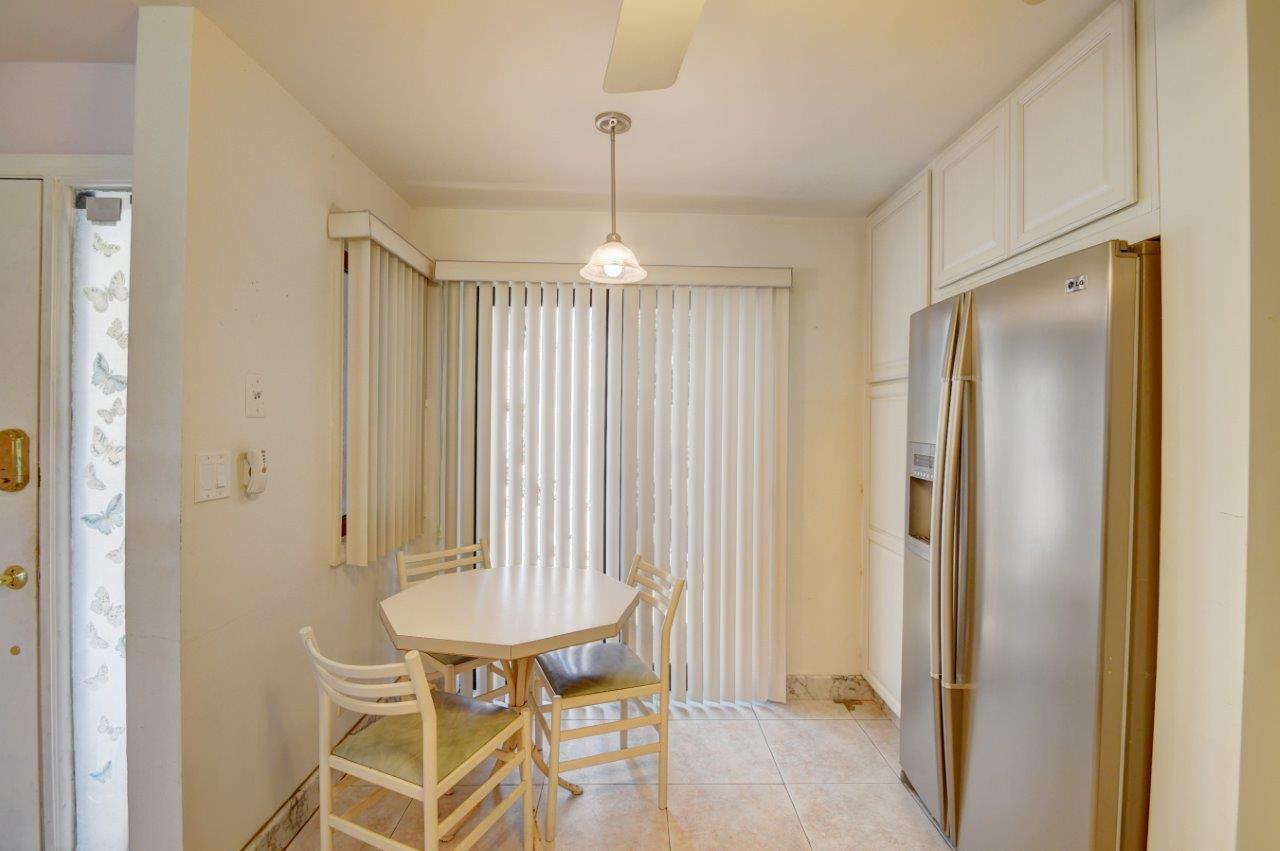 7906 Granada Place, Unit 1203 Boca Raton, FL 33433 - Photo 14 of 38 Kitchen