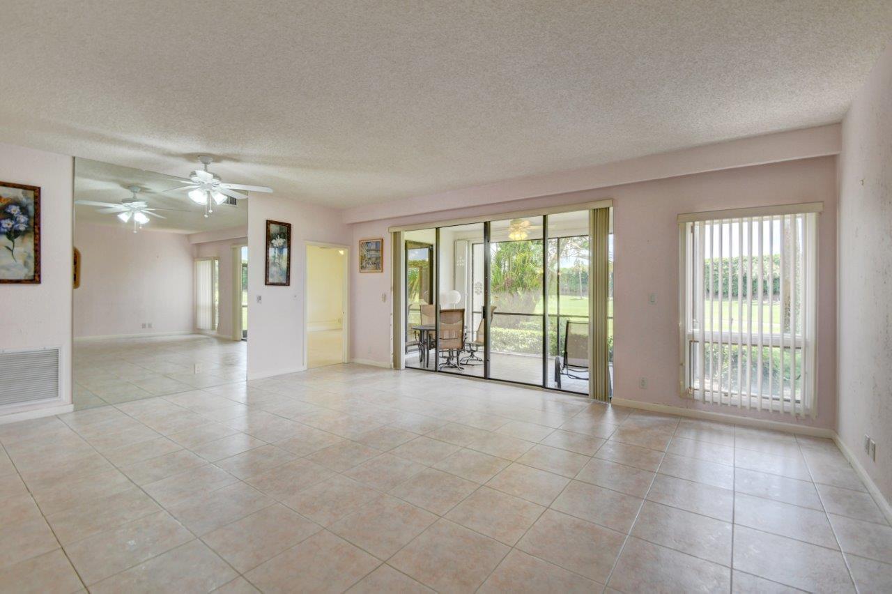 7906 Granada Place, Unit 1203 Boca Raton, FL 33433 - Photo 6 of 38 Living Room