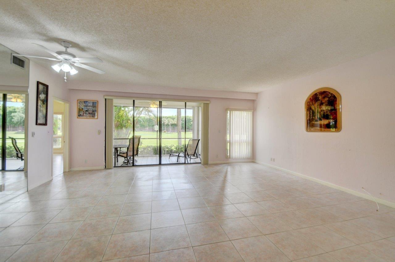 7906 Granada Place, Unit 1203 Boca Raton, FL 33433 - Photo 7 of 38 Living Room