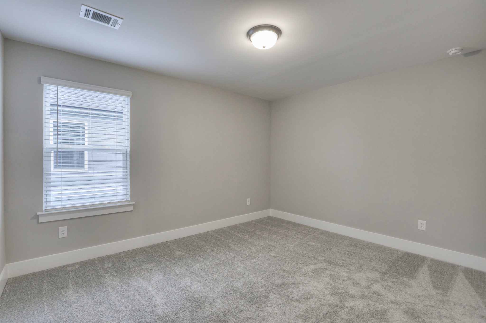 724 Castle Road Mount Juliet, TN 37122 - Photo 36 of 52 an empty room with a window