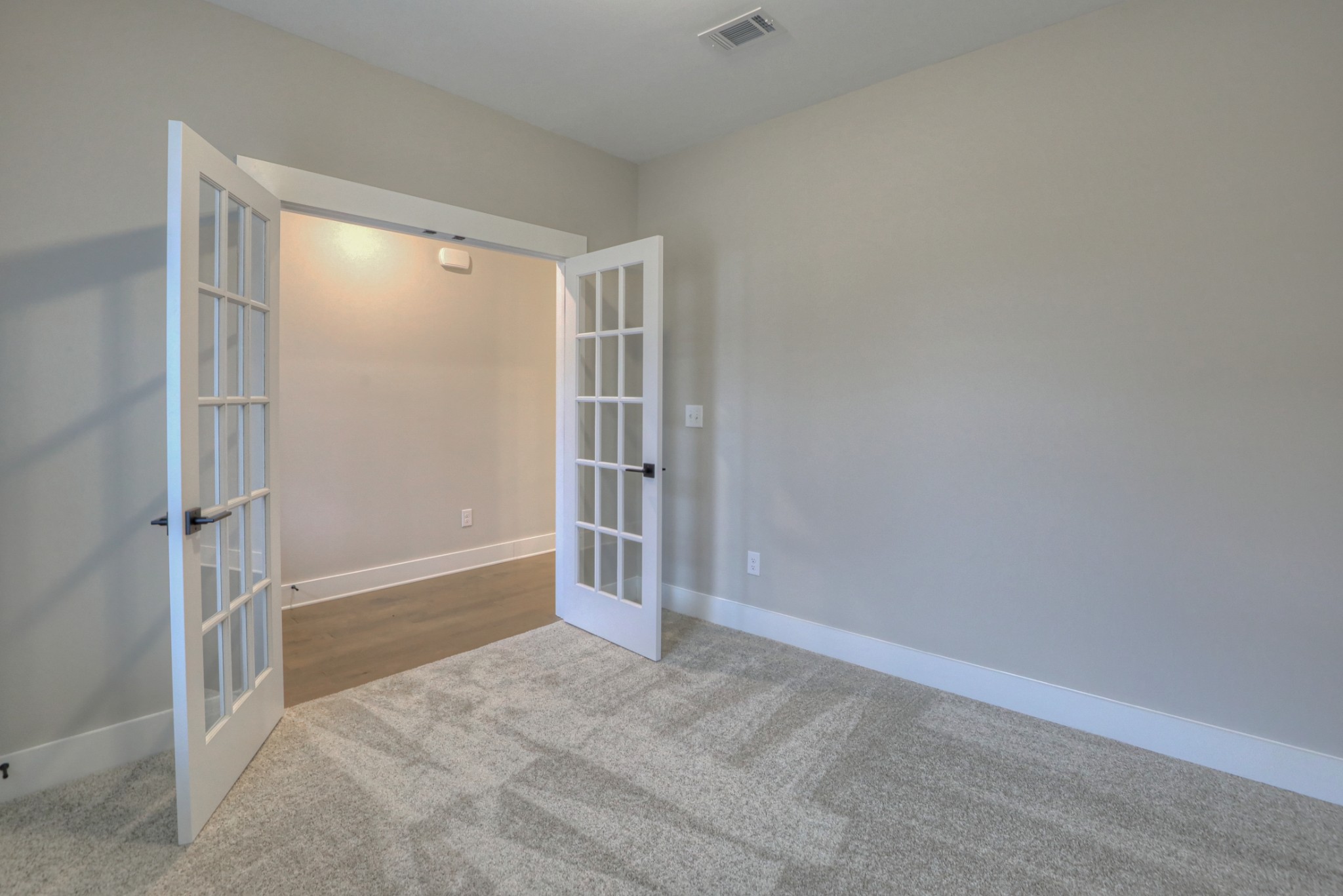 724 Castle Road Mount Juliet, TN 37122 - Photo 7 of 52 a view of an empty room