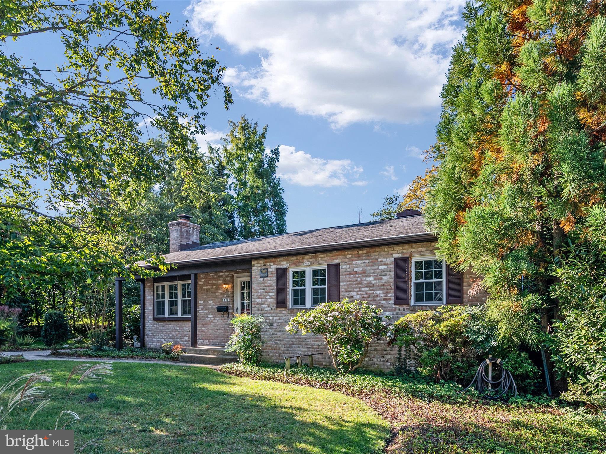 411 Crosby Road Catonsville, MD 21228 - Photo 1 of 33