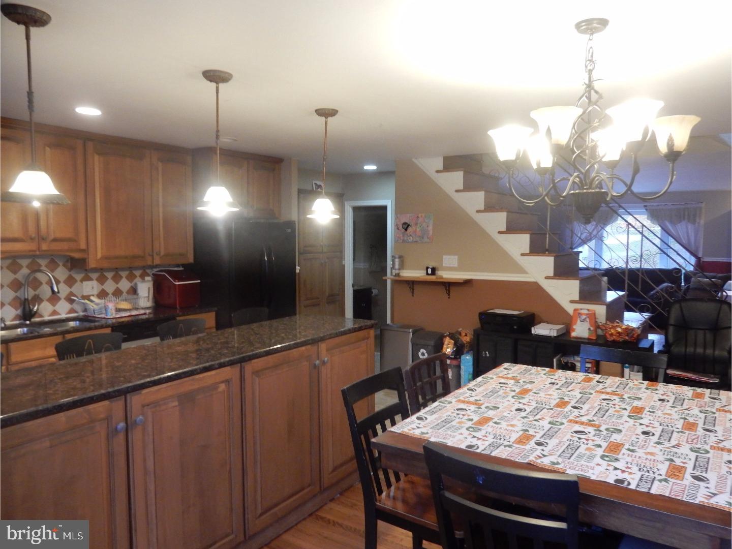 3826 Salina Road Philadelphia, PA 19154 - Photo 5 of 12 Gallery Image 5