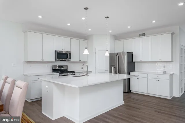 $745,000 | 114 Austrian Pine, Middletown, DE 19709