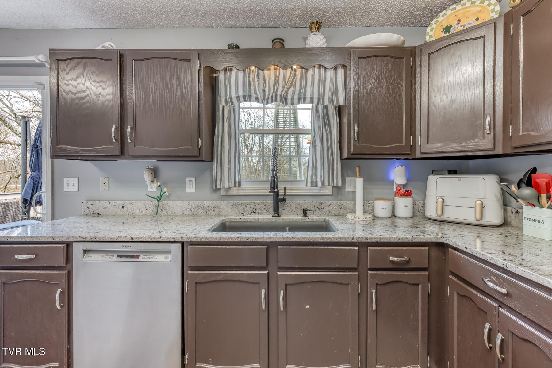 198 Dean Archer Road Jonesborough, TN 37659 - Photo 15 of 43 198 Dean Archer Rd-16