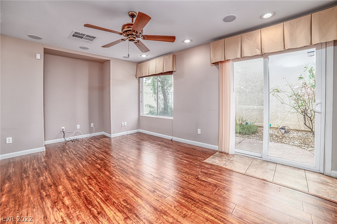7263 Plantanus Road Las Vegas, NV 89113 - Photo 5 of 15