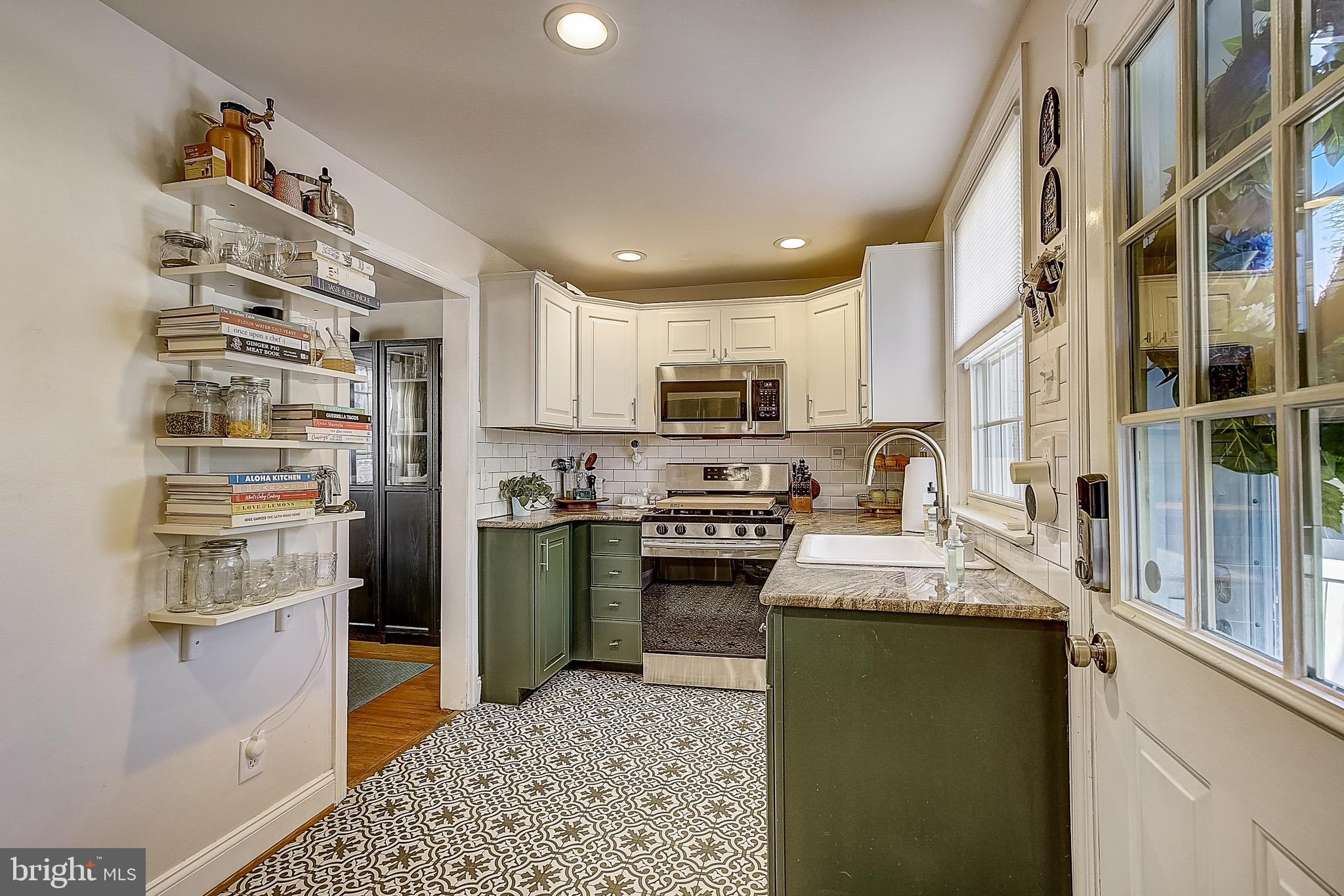 802 Earlington Road Havertown, PA 19083 - Photo 16 of 32 Gallery Image 16
