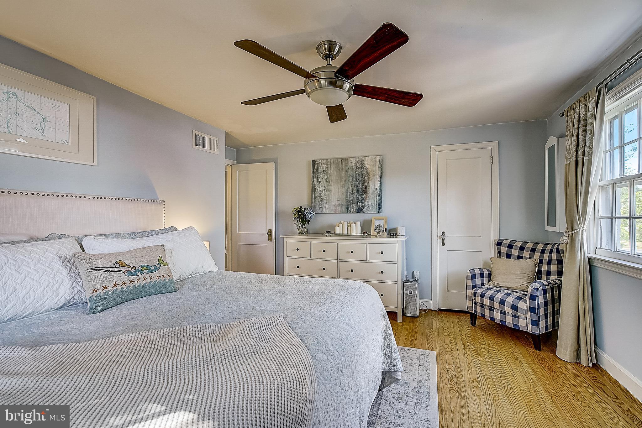 802 Earlington Road Havertown, PA 19083 - Photo 19 of 32 Gallery Image 19