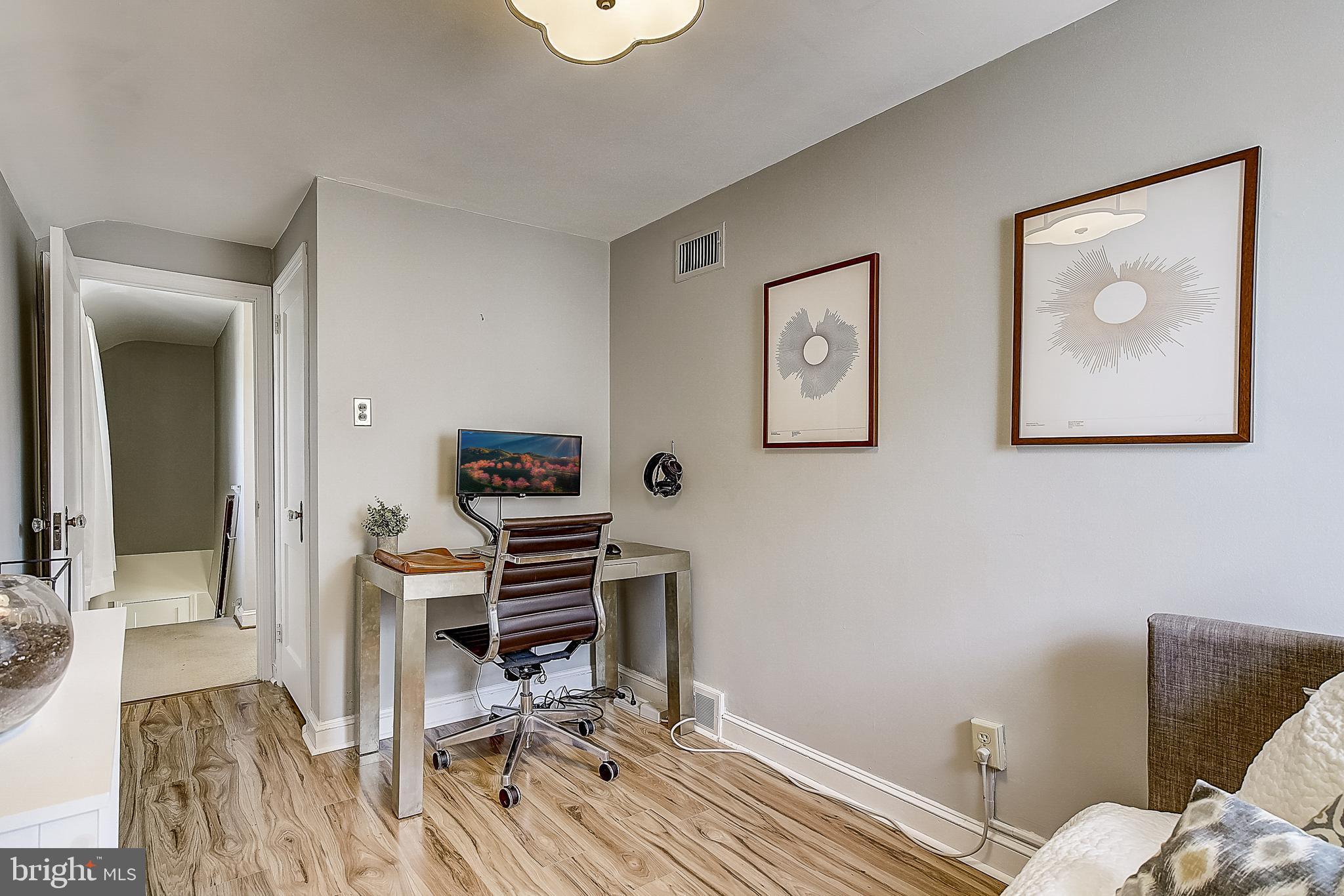 802 Earlington Road Havertown, PA 19083 - Photo 23 of 32 Gallery Image 23
