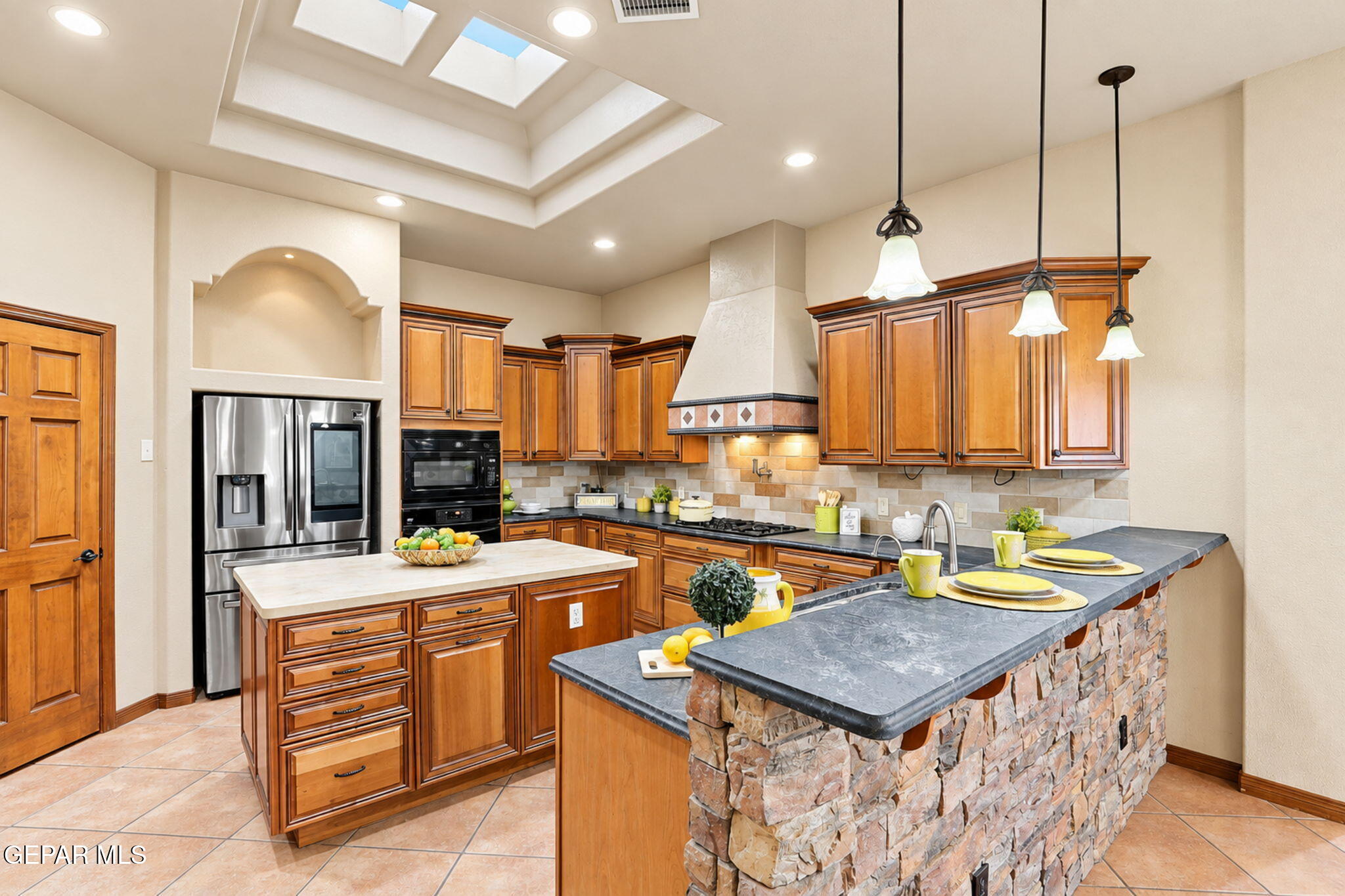 8175 Constitution Road Las Cruces, NM 88007 - Photo 27 of 102 Kitchen
