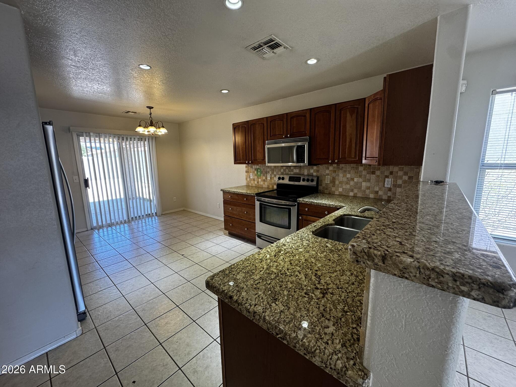 13220 West Calavar Road Surprise, AZ 85379 - Photo 4 of 17