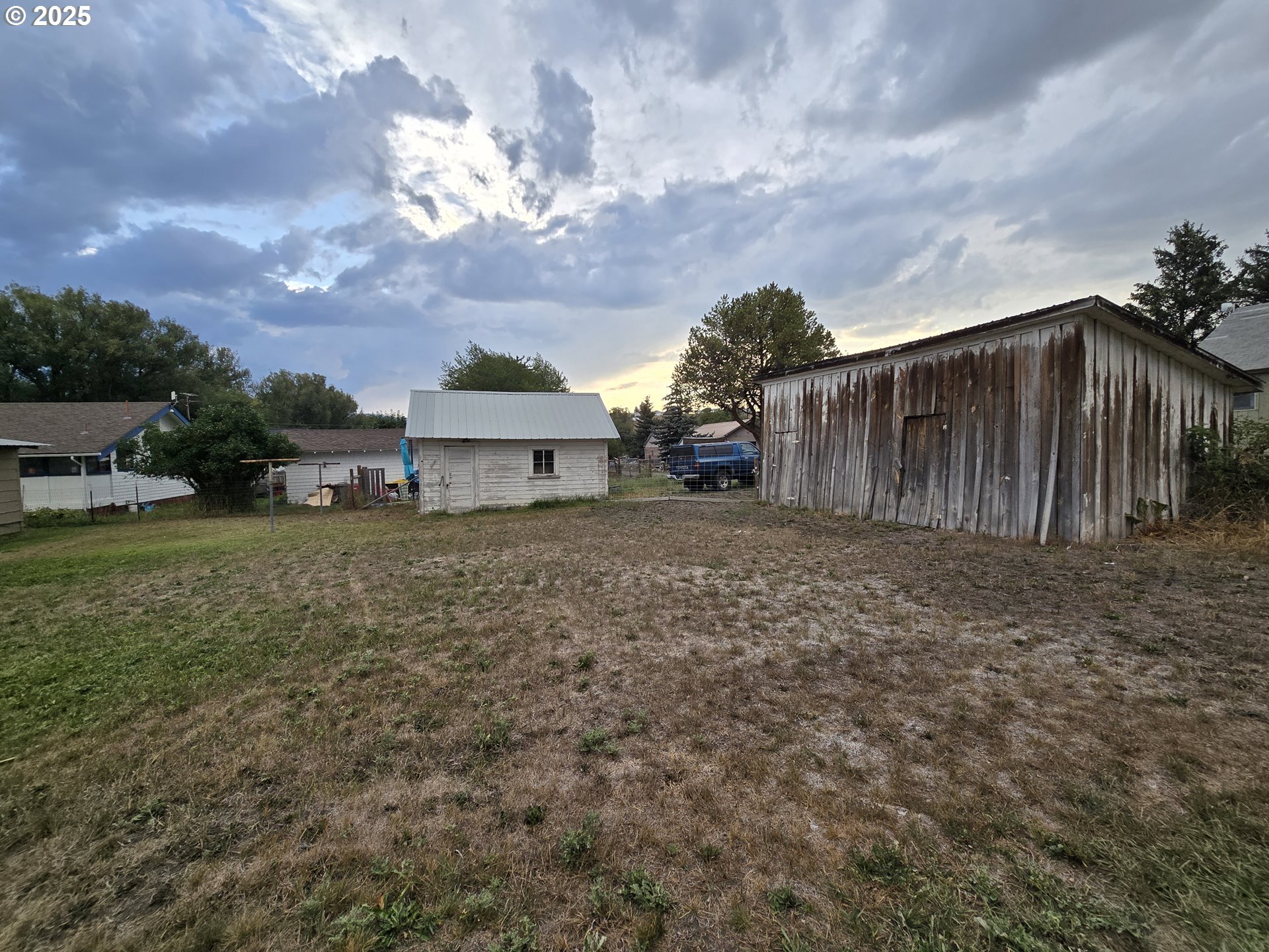 515 West Main Street Enterprise, OR 97828 - Photo 5 of 22 a view of a house with a yard