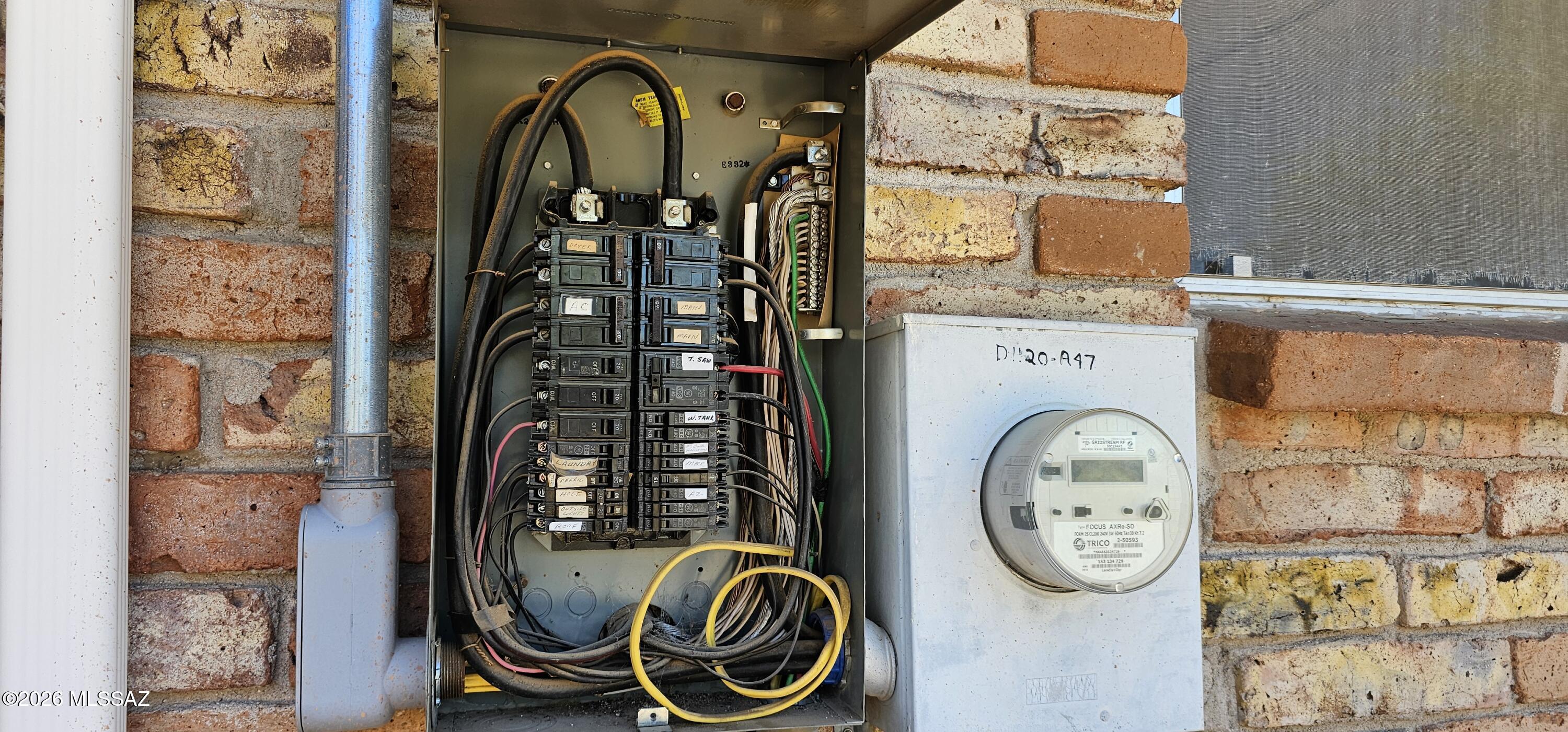 4441 North Sanders Road Tucson, AZ 85743 - Photo 31 of 40 Electric panel