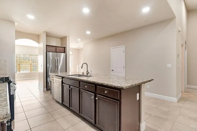 $550,000 | 6165 East Farrin Avenue, Fresno, CA 93727