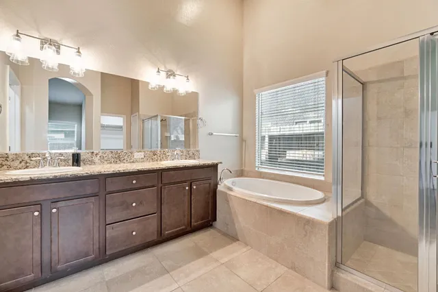 $550,000 | 6165 East Farrin Avenue, Fresno, CA 93727