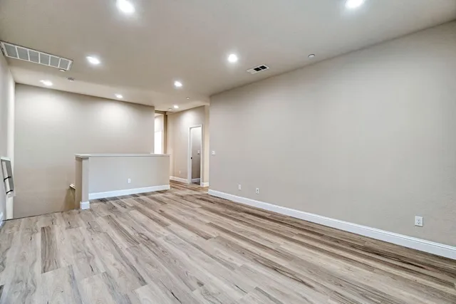 $550,000 | 6165 East Farrin Avenue, Fresno, CA 93727