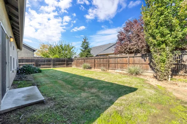 $550,000 | 6165 East Farrin Avenue, Fresno, CA 93727