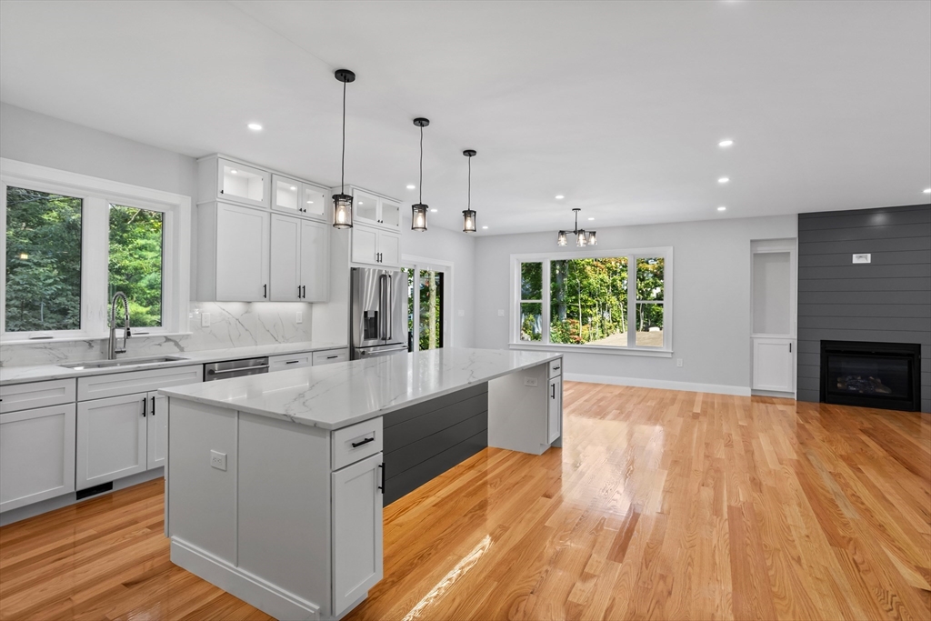 1 Walsh Road Bedford, MA 01730 - Photo 7 of 42 Gallery Image 7