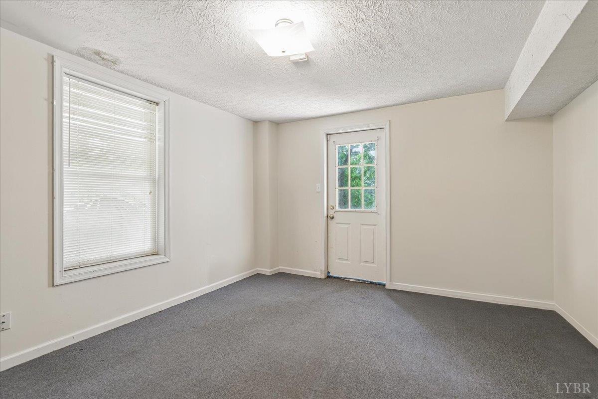 134 Old Wiggington Road Lynchburg, VA 24501 - Photo 34 of 64 Gallery Image 34