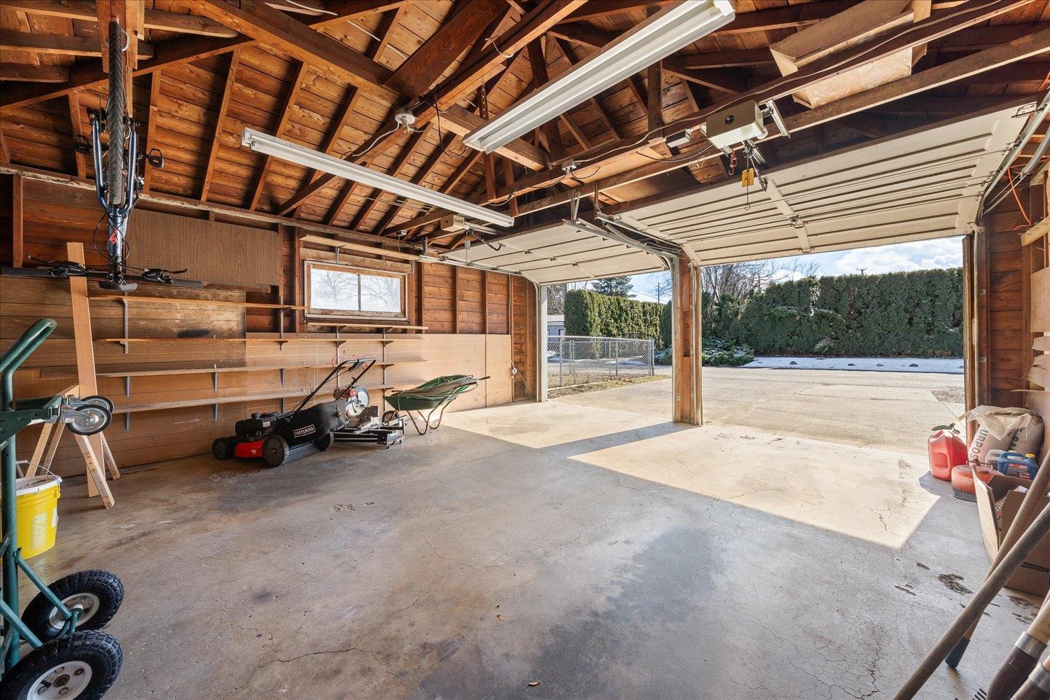 2912 North Maple Road Spokane, WA 99206 - Photo 27 of 33