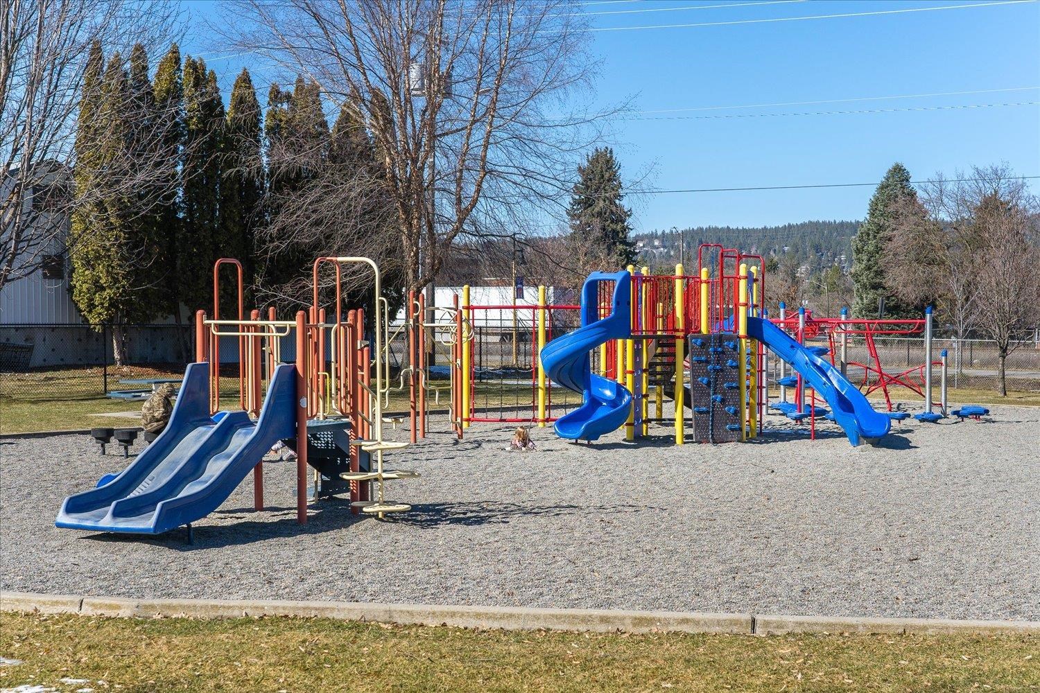 2912 North Maple Road Spokane, WA 99206 - Photo 30 of 33